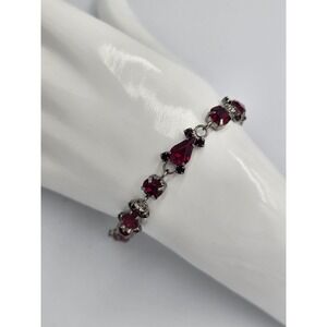 Vintage Carolee Tennis Bracelet Red Rhinestone Teardrop Gothic silver Tone 7 in